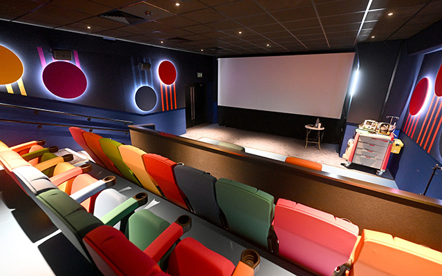 teaserImage_MediCinema-Projector-Technology.jpg